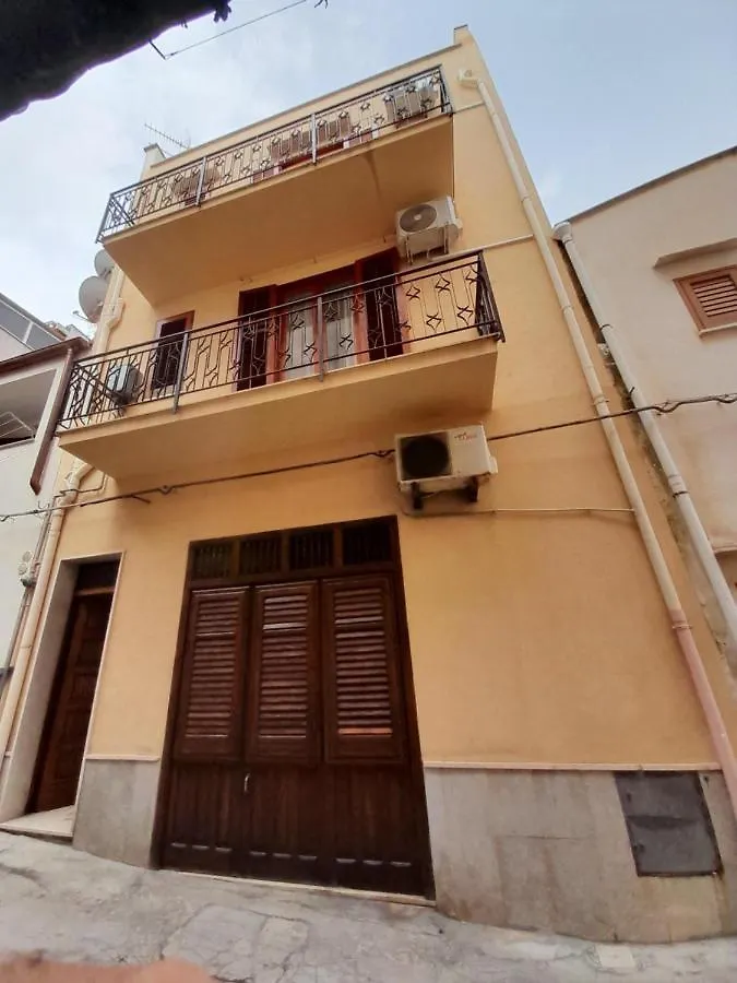 Palazzo Aurora Apartment Castellammare del Golfo 0*,